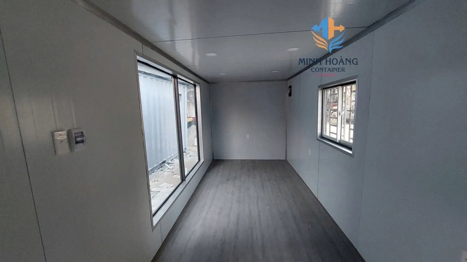 Container Văn Phòng 20 Feet Xám Khung Kính Mẫu 2